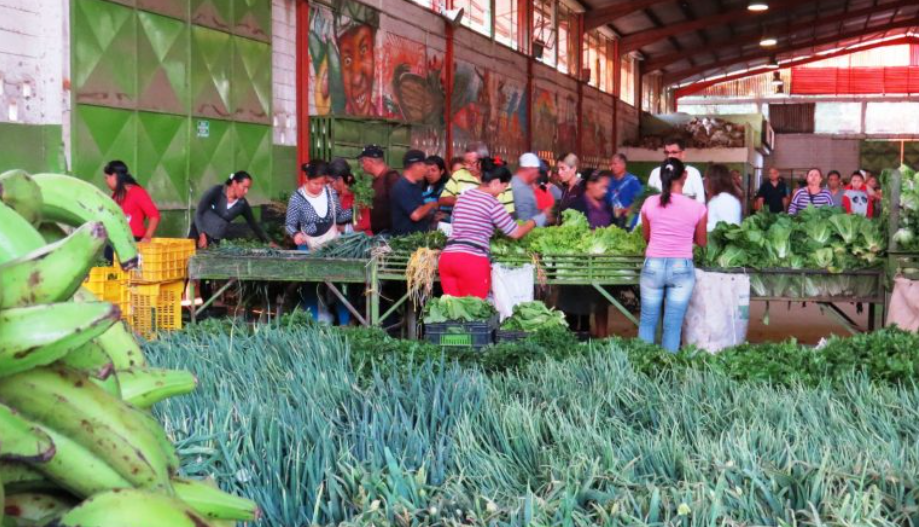 Cecosesola Community Market in Barquisimento