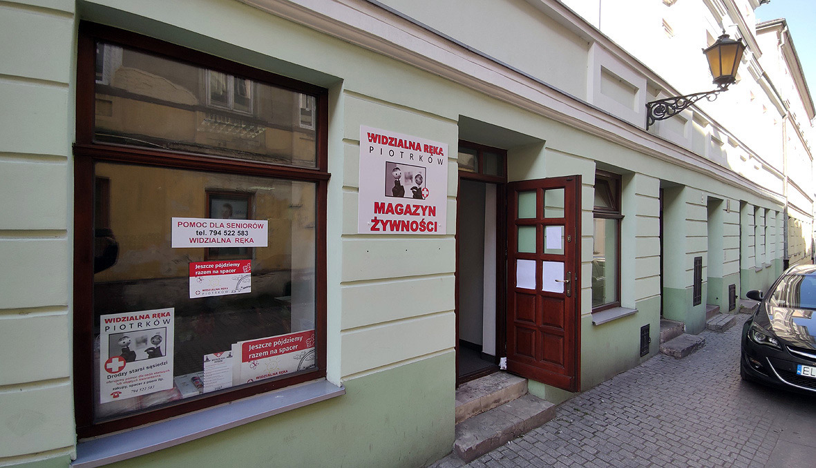 The local Visible Hand center in Piotrkow Trybunalski.